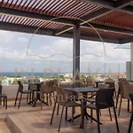 1Br In Central Location, 100Mb Wifi, Condo Ipana