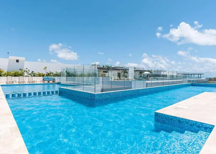 1Br In Central Location, 100Mb Wifi, Condo Ipana